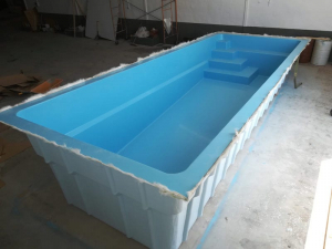 Piscina de 8 x 2,8 m